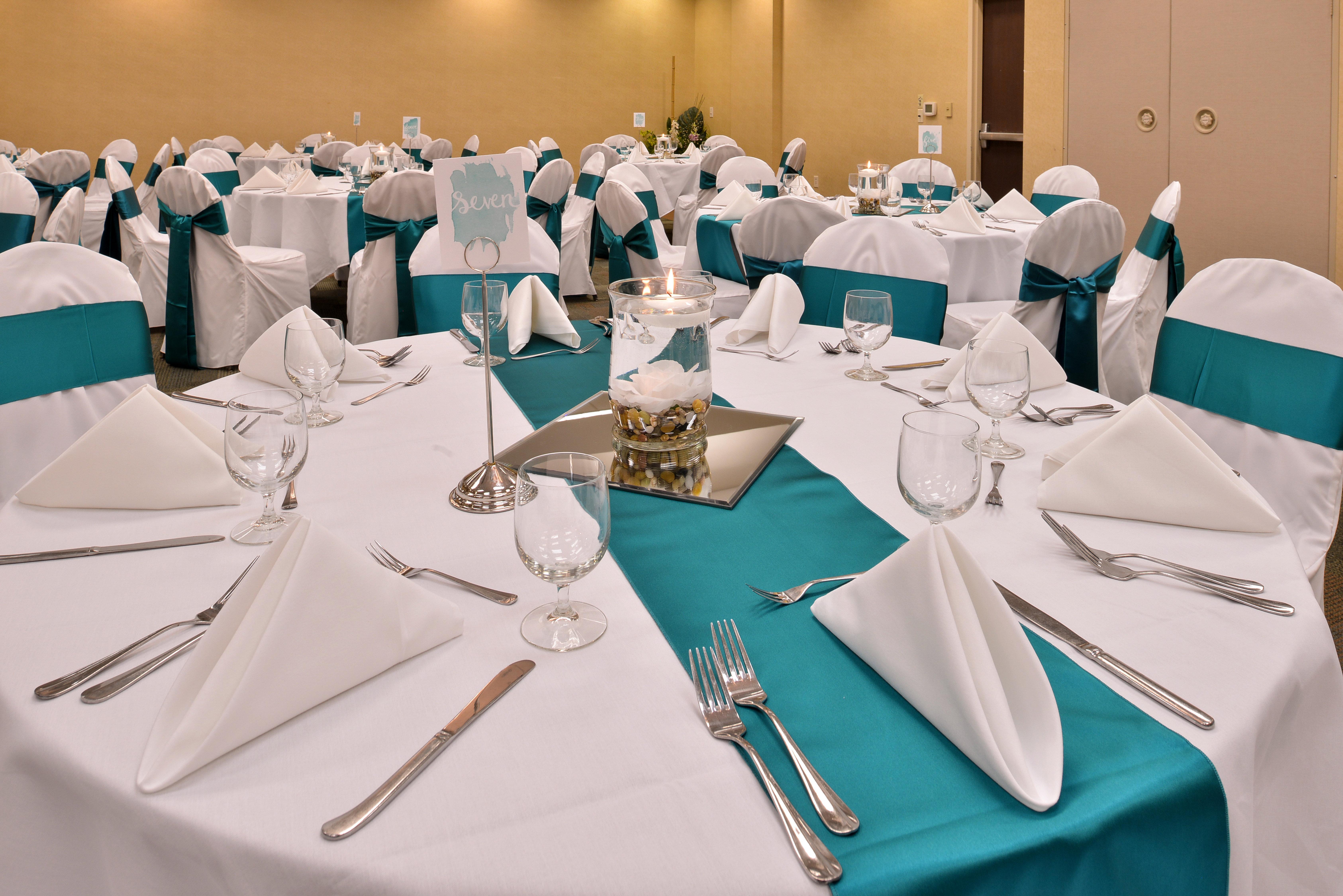 Holiday Inn Madison At The American Center By Ihg Exteriör bild