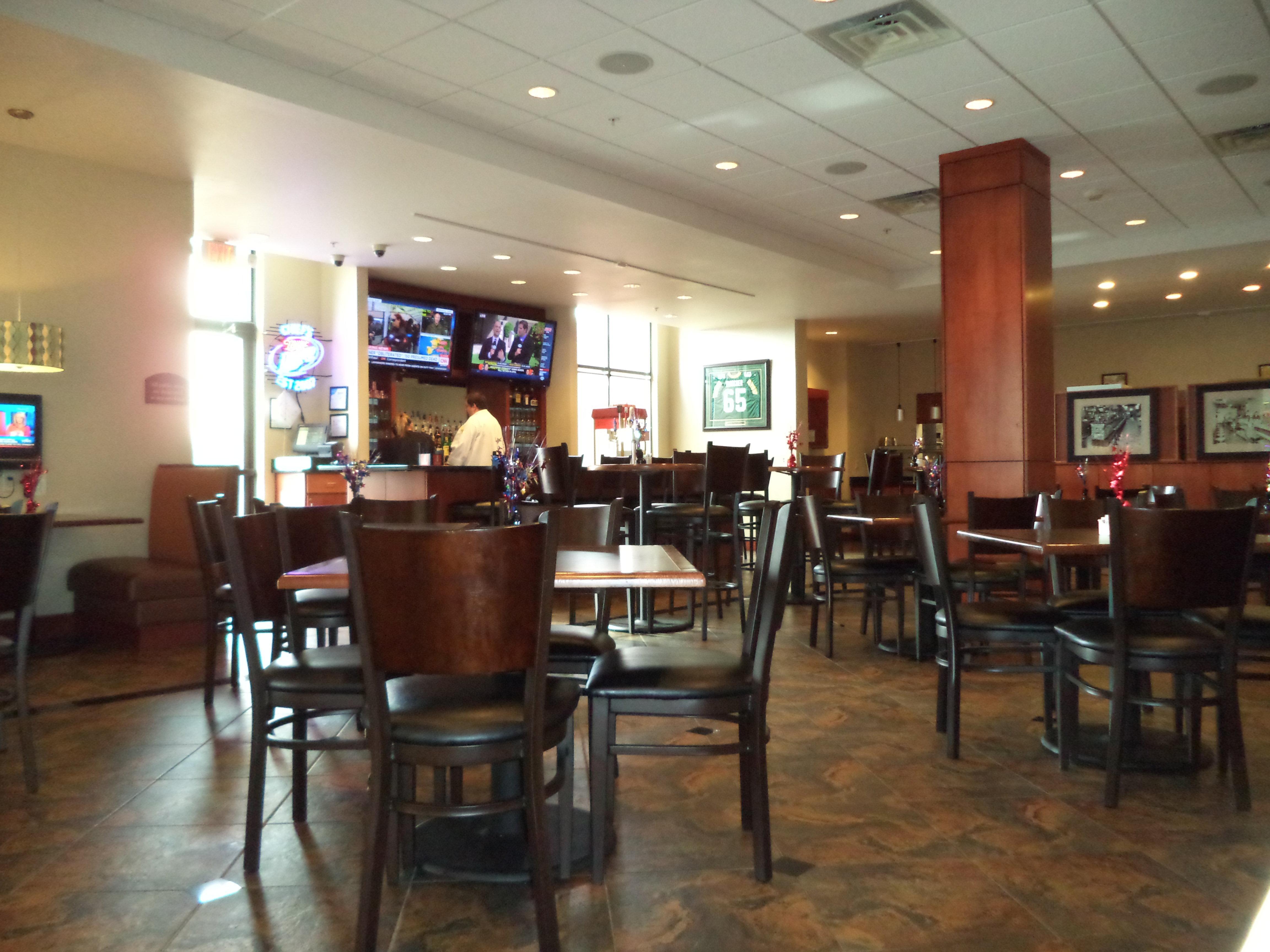 Holiday Inn Madison At The American Center By Ihg Exteriör bild