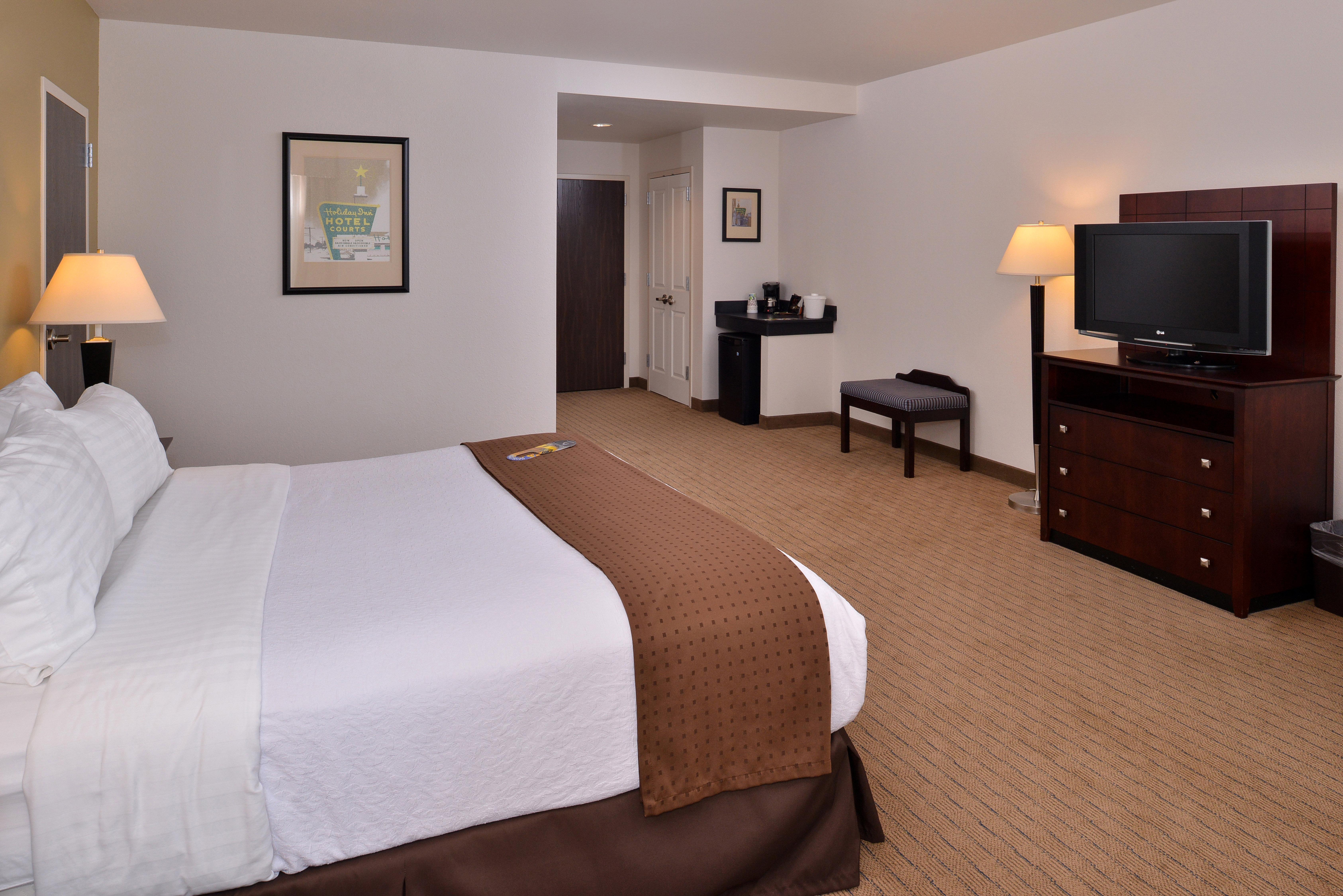 Holiday Inn Madison At The American Center By Ihg Exteriör bild