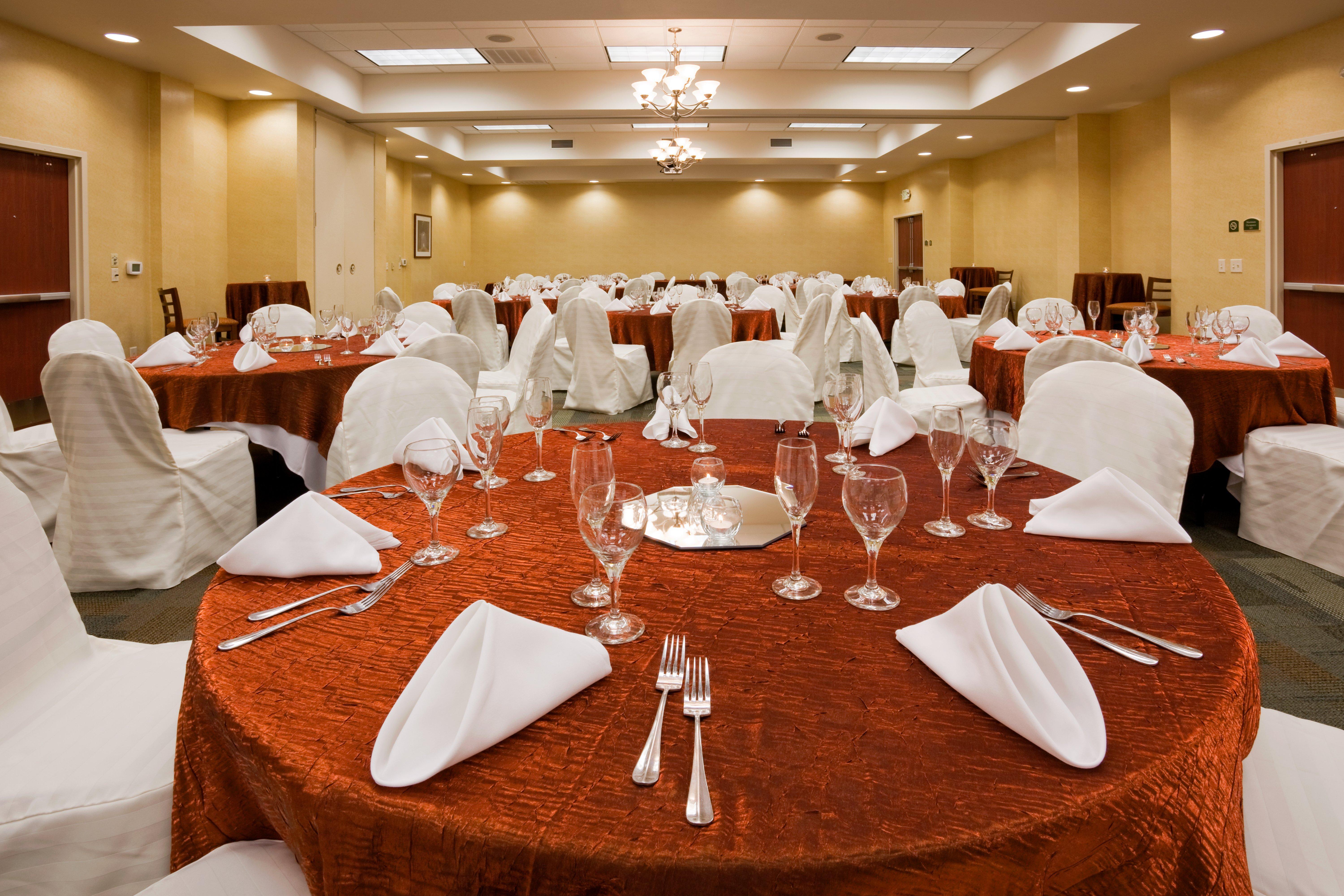 Holiday Inn Madison At The American Center By Ihg Exteriör bild