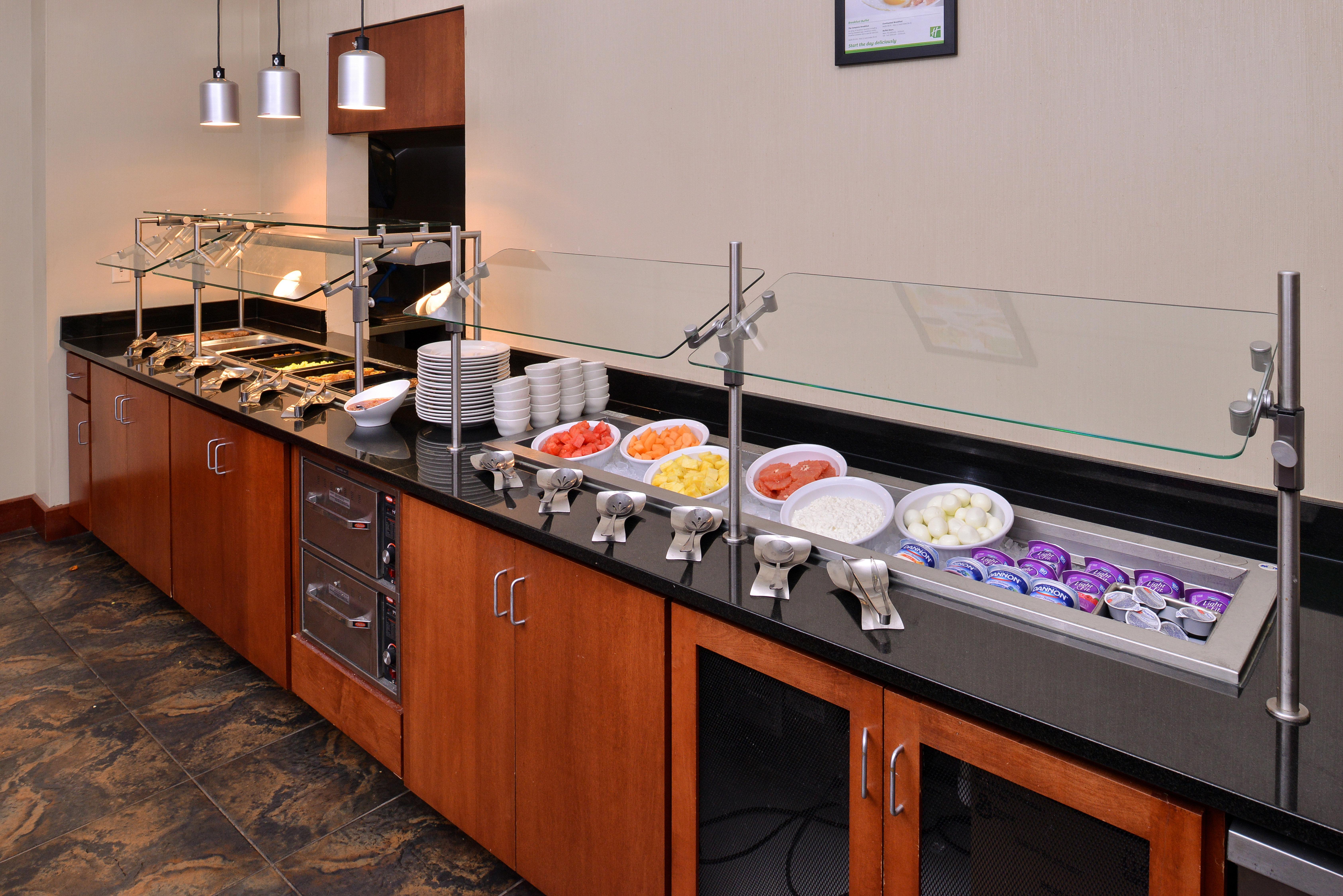 Holiday Inn Madison At The American Center By Ihg Exteriör bild