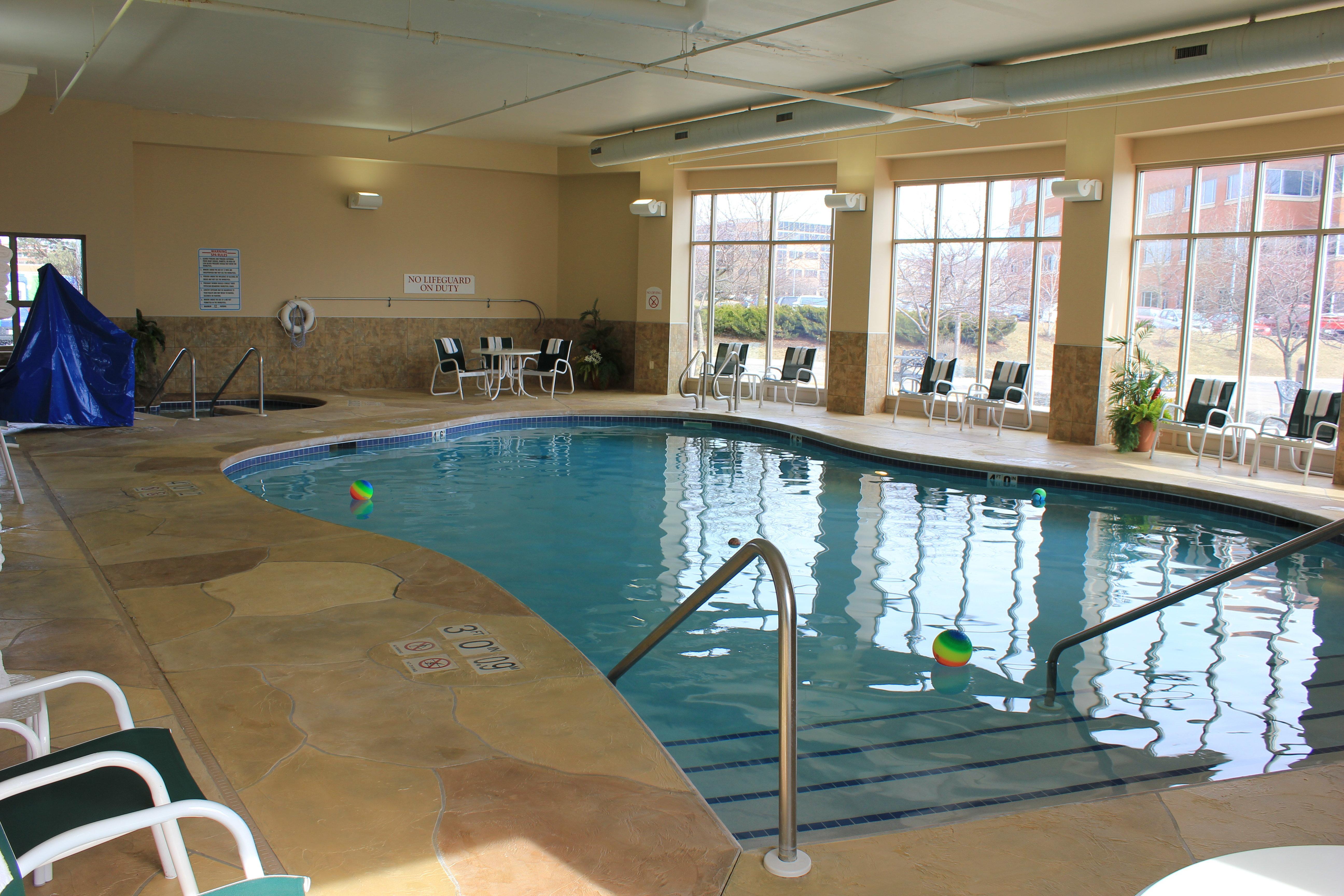 Holiday Inn Madison At The American Center By Ihg Exteriör bild